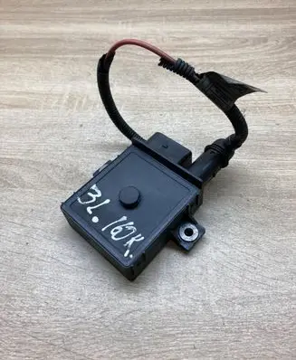 BMW 5 E60 E61 Glow plug pre-heat relay E2110022360 BMW160KWGLOWRELAY