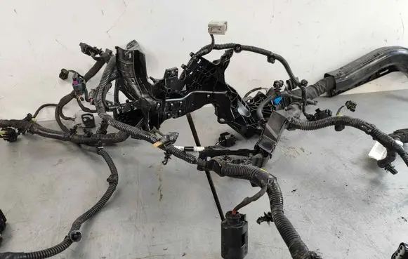 Volvo XC60 Engine installation wiring loom 32320589