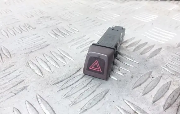 Volvo S40 Hazard light switch 8651399 05W056