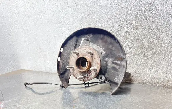 Opel Insignia A Front wheel hub spindle knuckle
