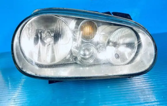 Volkswagen Golf IV Headlight/headlamp