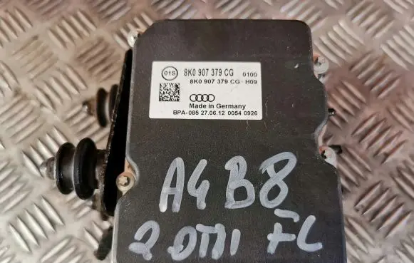 Audi A4 S4 B8 8K ABS Pump 8K0907379CG