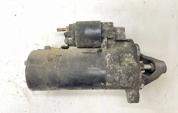 Volkswagen PASSAT B5 Starter motor
