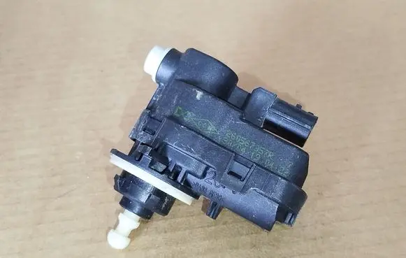 Renault Trafic III (X82) Headlight level adjustment motor 260567357R