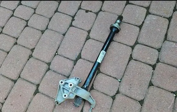 Opel Insignia B Stub axle 8785398000001341