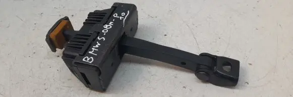 BMW 5 E60 E61 Front door check strap stopper