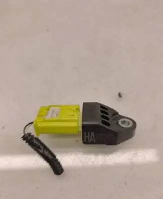 Toyota Auris E180 Airbag deployment crash/impact sensor 8983102160