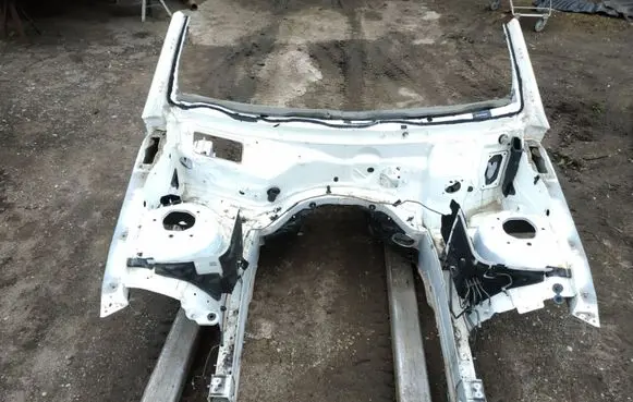 Mercedes-Benz CLS C218 X218 Body DALISID584
