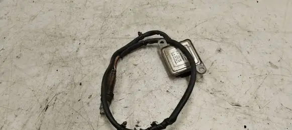 Mercedes-Benz E W212 Lambda probe sensor A0009053603
