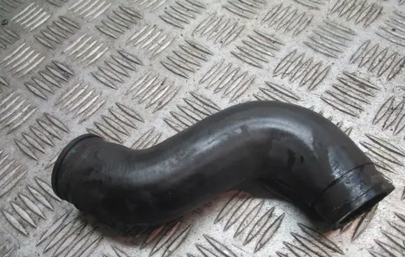 Seat Ibiza III (6L) Intercooler hose/pipe