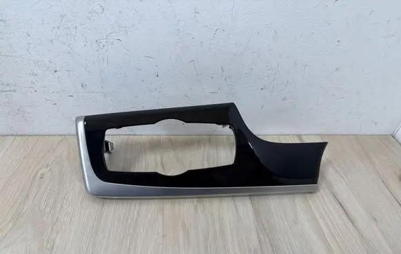 BMW 5 F10 F11 Panel trim 9166644