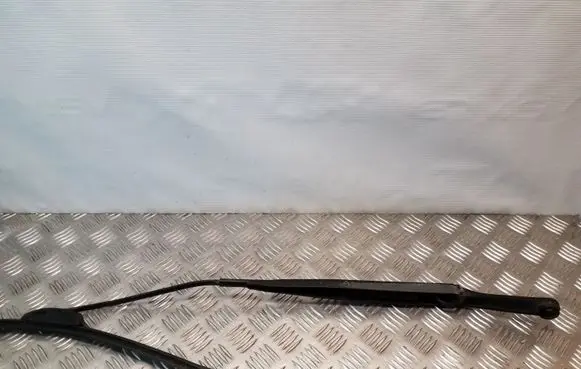 Hyundai Santa Fe Front wiper blade arm