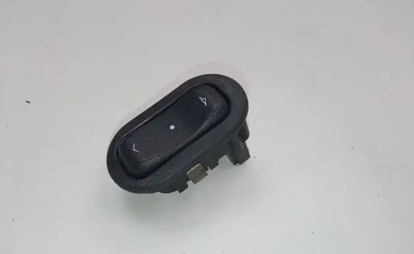 Opel Zafira A Electric window control switch