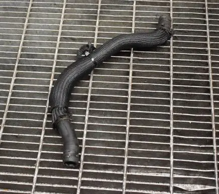 Chevrolet Volt I Engine coolant pipe/hose