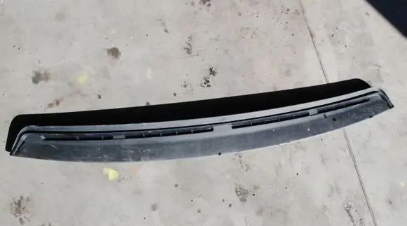 Iveco Daily 6th gen Wiper trim 130KM