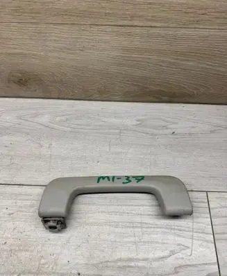 Audi A4 S4 B6 8E 8H Front interior roof grab handle 8E0857607