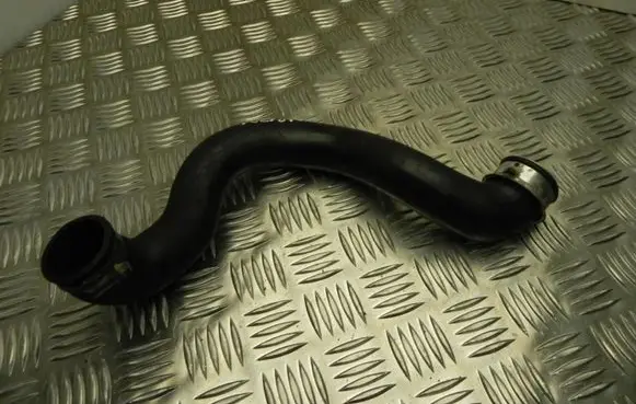 Mercedes-Benz C AMG W204 Engine coolant pipe/hose A2045013082 MB1321