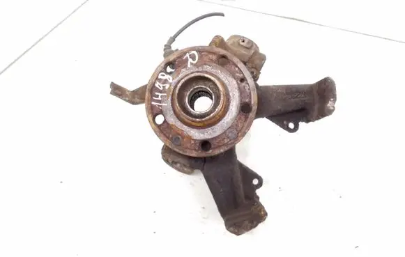 Volkswagen Golf V Front wheel hub spindle knuckle