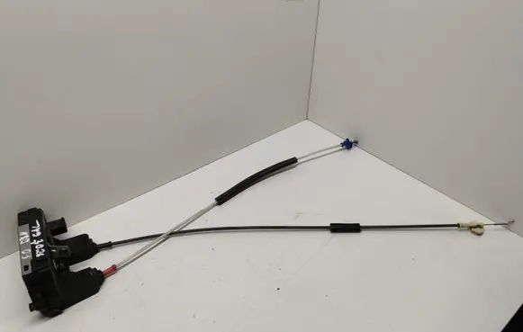 Opel Zafira A Rear door lock 24414135