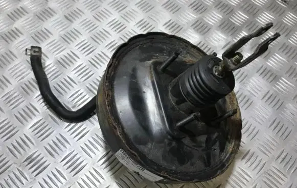 Mazda 323 F Brake booster 86204903
