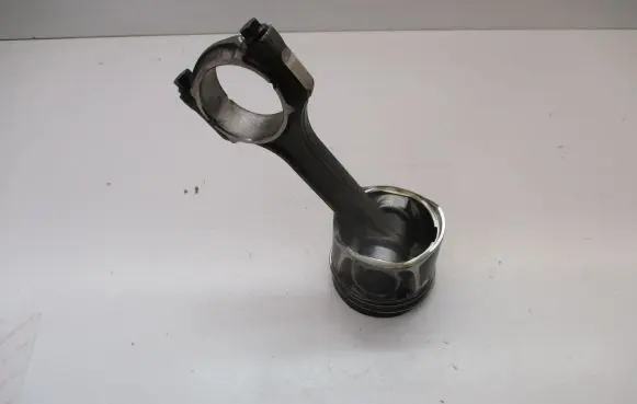 Opel Corsa E Piston with connecting rod B13DTC