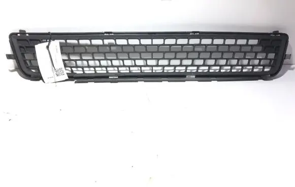 Volvo V70 Front bumper lower grill 30763113 30678636