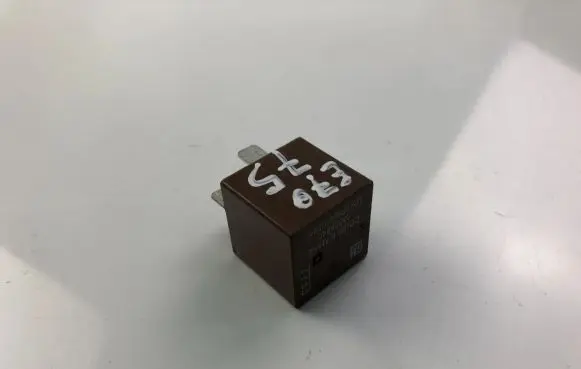 Chevrolet Orlando Other relay 13306940