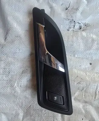 Skoda Octavia Mk2 (1Z) Rear door interior handle 1Z0839247
