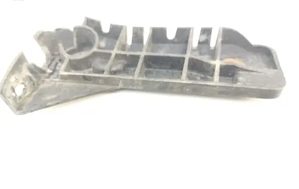 Audi A4 S4 B6 8E 8H Front bumper mounting bracket 8E0807284