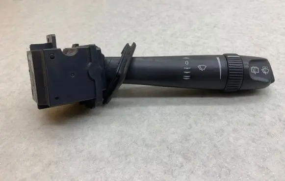 Volvo XC70 Wiper control stalk 9452391 02W40A
