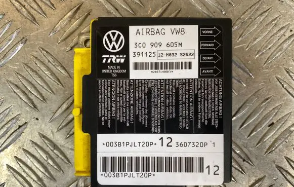 Volkswagen PASSAT B6 Airbag control unit/module 3C0909605M 391125 12H032S2522