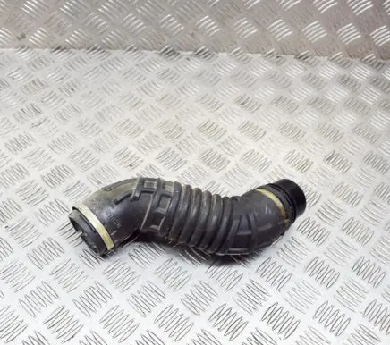 Maserati Quattroporte Air intake hose/pipe 670003847