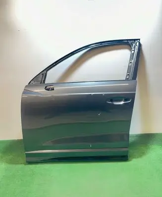 Audi Q3 F3 Front door 89A831051