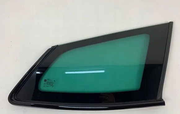 Opel Insignia B Rear side window