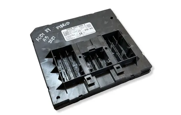 Audi A3 8Y Comfort/convenience module 5WA937086F F005V03157