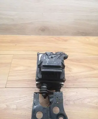 Volkswagen PASSAT B6 ABS Pump 3C0614109C 16431601 16431501C