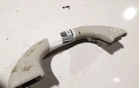 Volkswagen PASSAT B6 Front interior roof grab handle 05228a7ks02