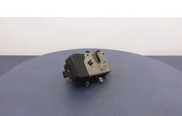 Opel Meriva A Front door lock 13203899