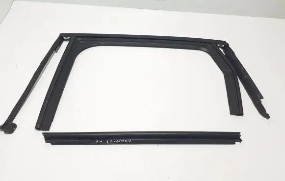 Renault Arkana Rubber seal rear door 823312684R