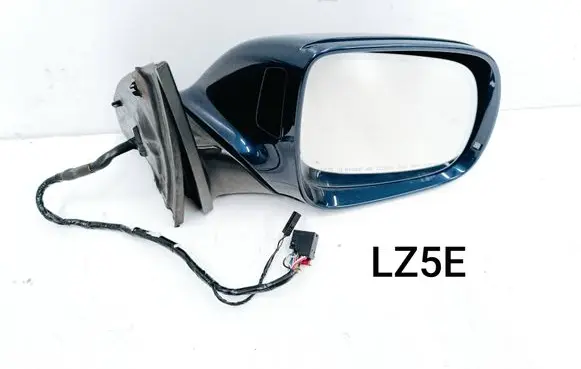 Audi Q7 4L Front door electric wing mirror 8R1857508A