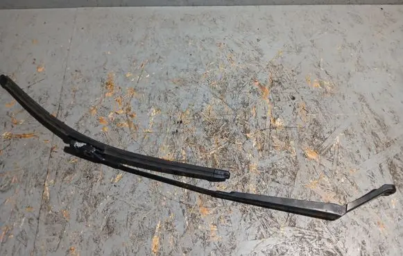Peugeot 508 Front wiper blade arm 9686437680