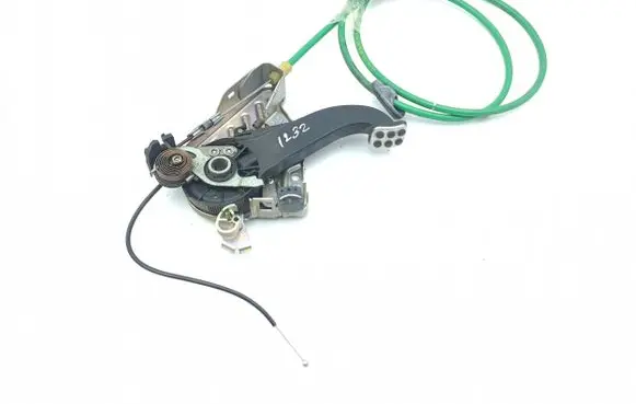 Mercedes-Benz GLK (X204) Handbrake/parking brake lever assembly A2044201084