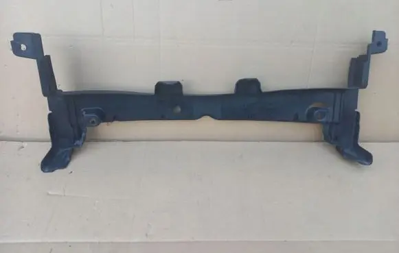 Mazda 2 Intercooler air guide/duct channel DHM5501C1ranzez