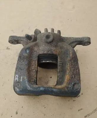 Renault Trafic III (X82) Front brake caliper
