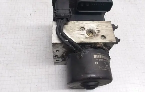 Volkswagen Golf IV ABS Pump 1J0907379G 5WK8474 10094903403