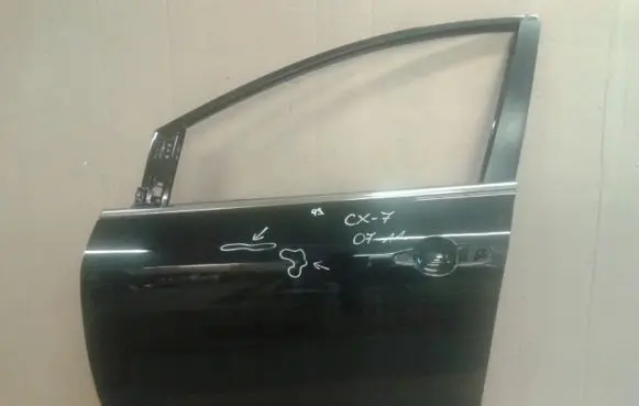 Mazda CX-7 Front door