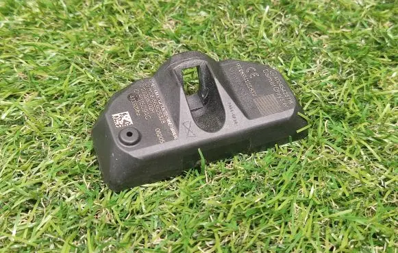 Mercedes-Benz ML W164 Tire pressure sensor A0045425718