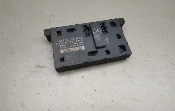 Mercedes-Benz Vito Viano W639 Door control unit/module 6398200326