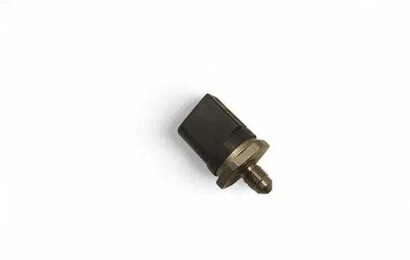BMW 5 GT F07 Fuel pressure sensor 7620946