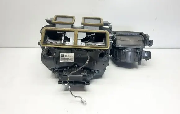 BMW 3 E90 E91 Interior heater climate box assembly 6947275 64116947275